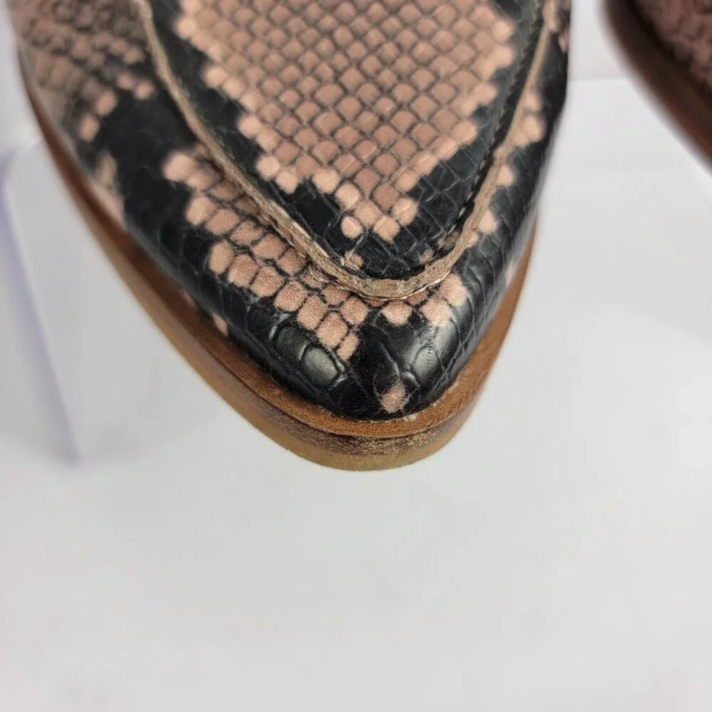 Treasure & Bond Womens 6.5 Tan Snake Print Slip On Mules‎ Business Casual Office